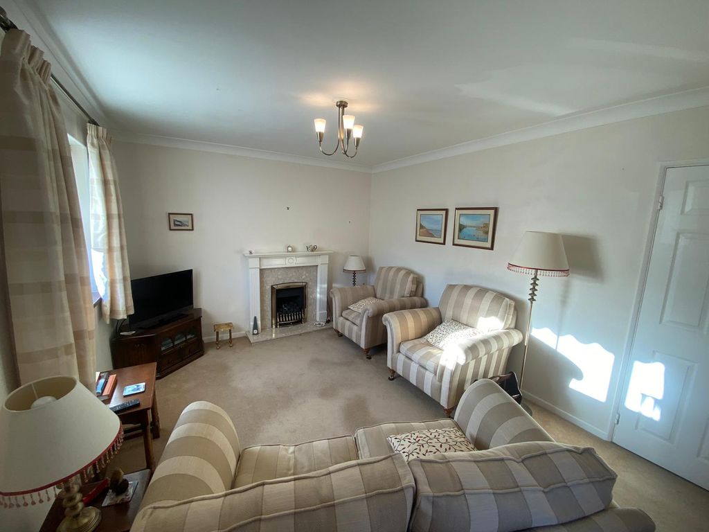 Property photo 3 of 7 Image