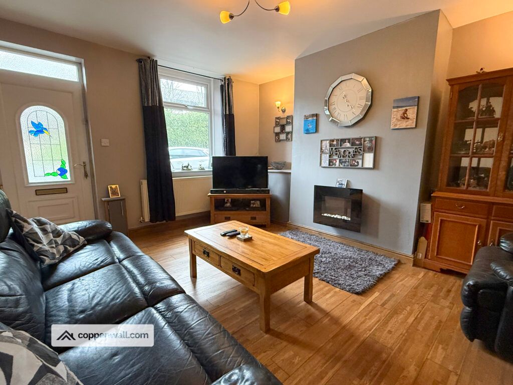 Property photo 2 of 24