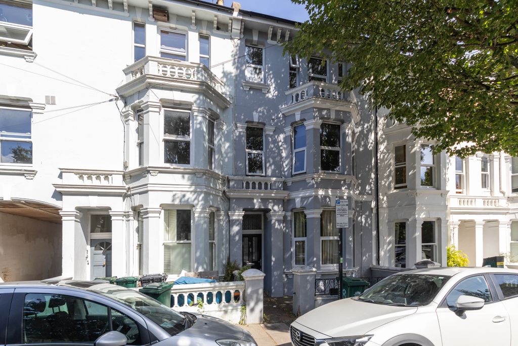 Property photo 1 of 22 88 Shaftesbury Road, Brighton, Bn1 4Ng