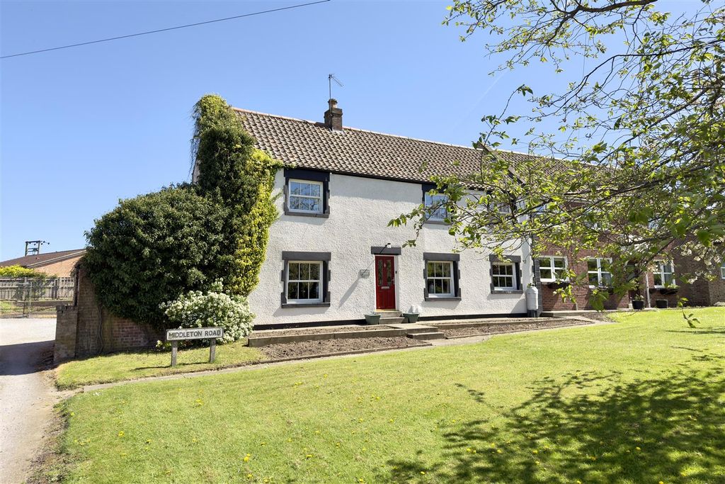 Property photo 1 of 37