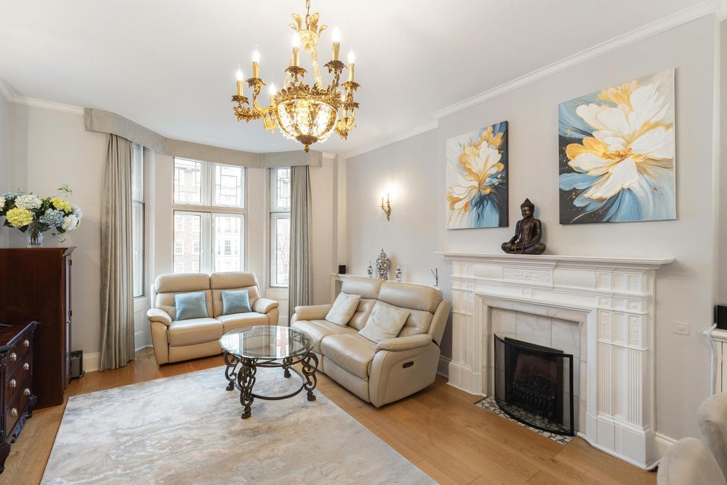 Property photo 1 of 19 Image