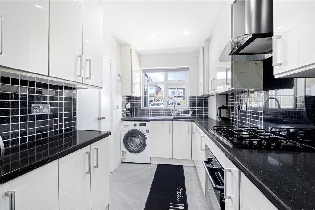 Property photo 3 of 14 Ringstead Road 38A-006.Jpg