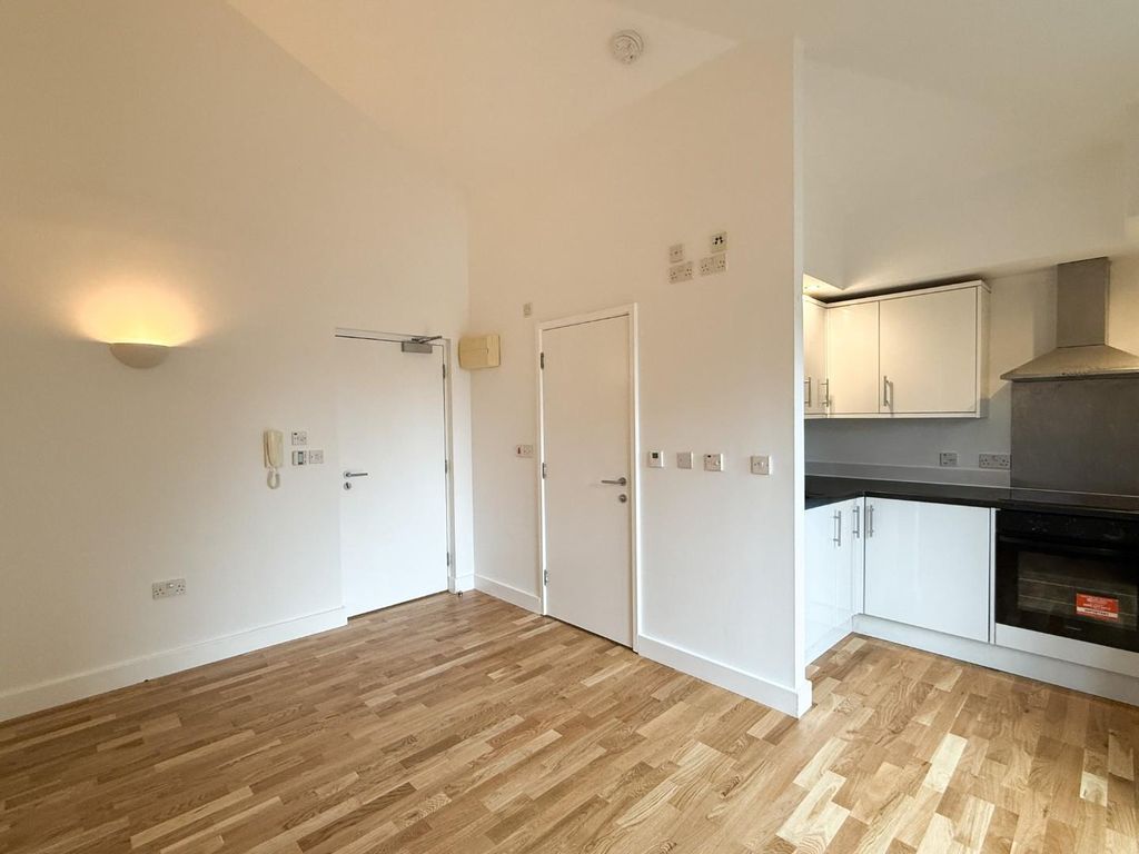 Property photo 3 of 6 Img_5477.Jpg