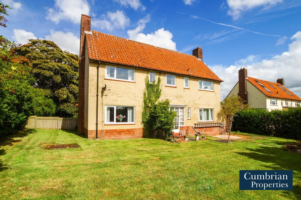 Property photo 1 of 22 External