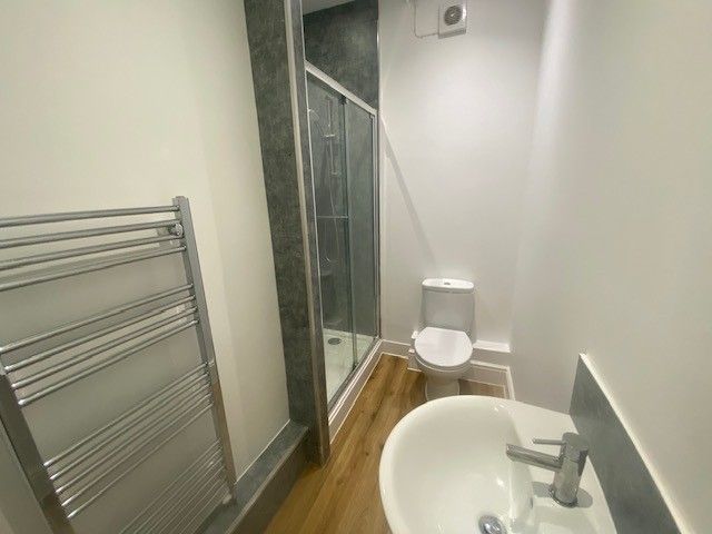 Property photo 3 of 5 Shower Room