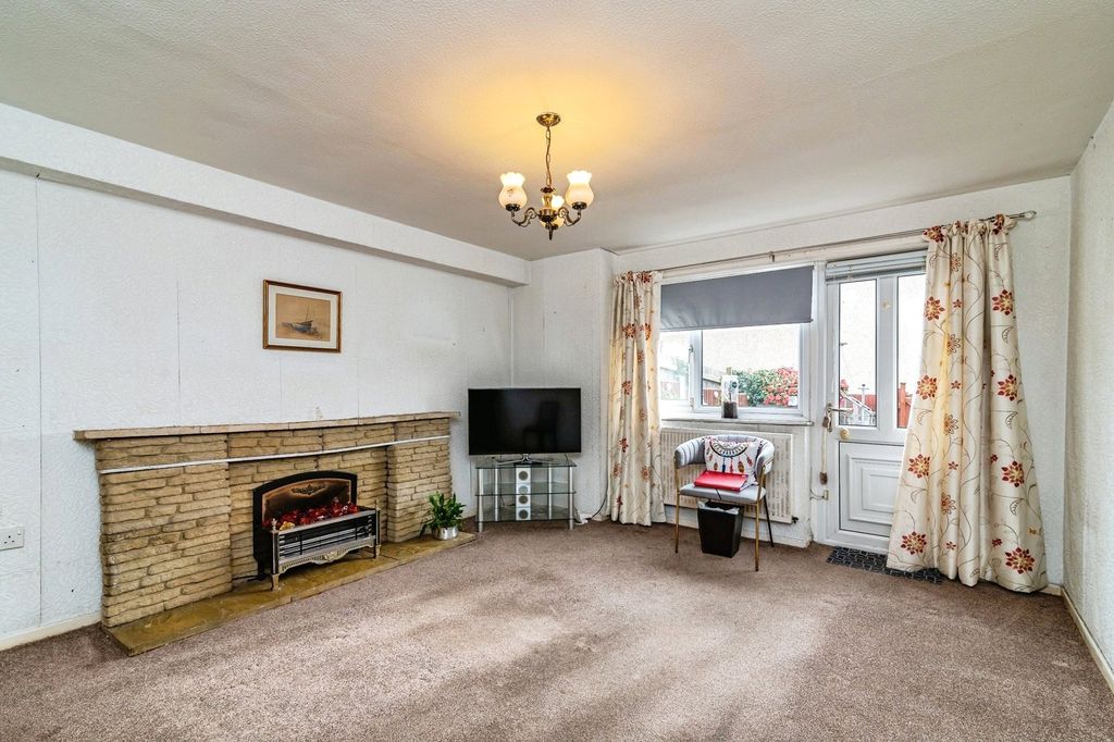 Property photo 2 of 14 Pbox-Img.Jpg
