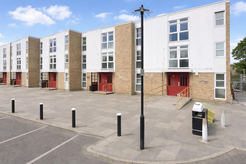 Property photo 1 of 5 Chatgpt Image Mar 30, 2026, 04_33_21 Pm.Png