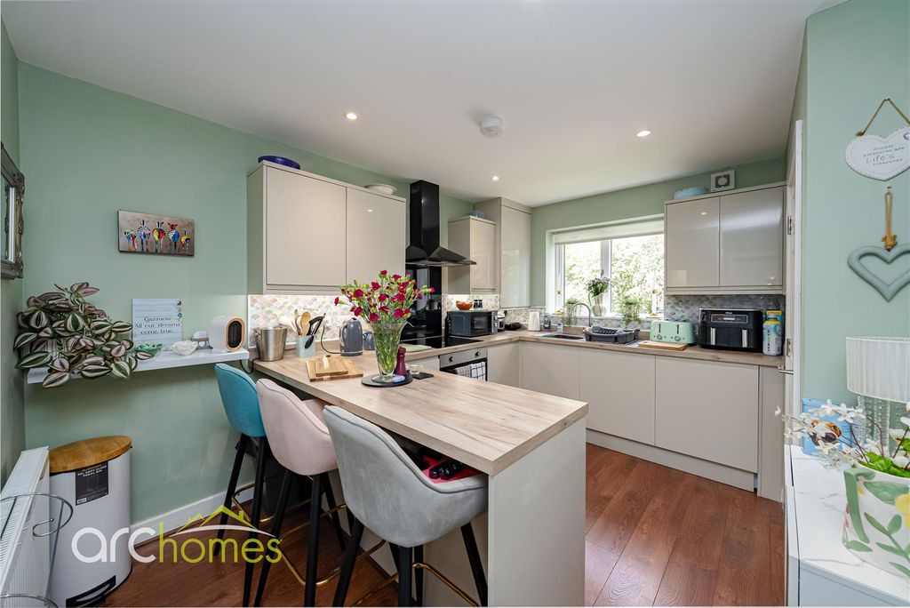 Property photo 3 of 24 Leyland-6.Jpg