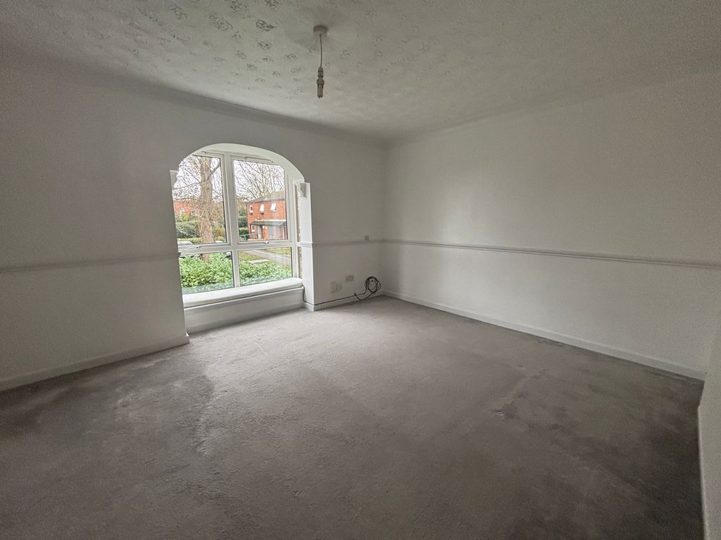 Property photo 3 of 19 Property