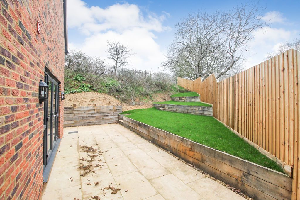 Property photo 2 of 22 Rear Garden