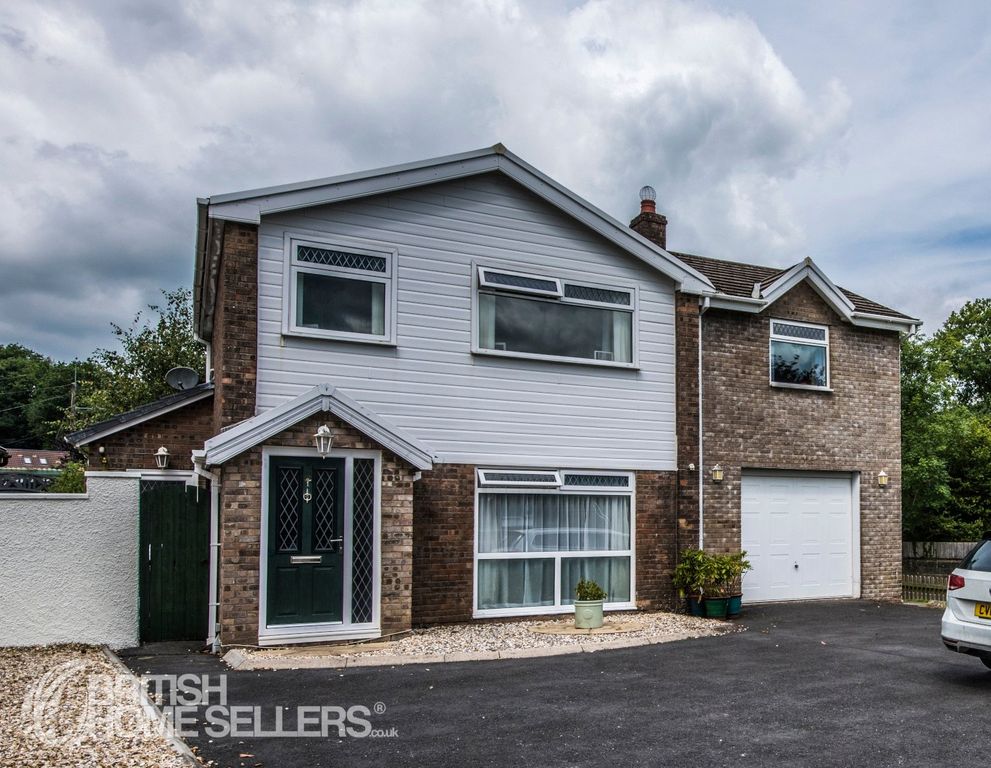 Property photo 1 of 15 Picture No. 11