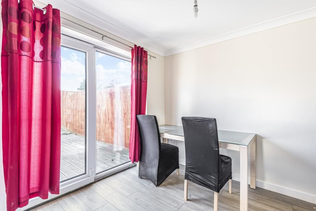 Property photo 2 of 11 Dining Area