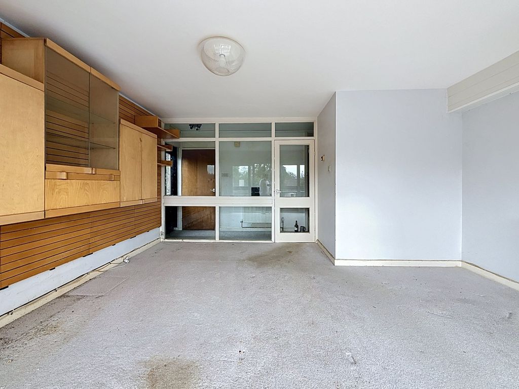 Property photo 2 of 13 Living Room