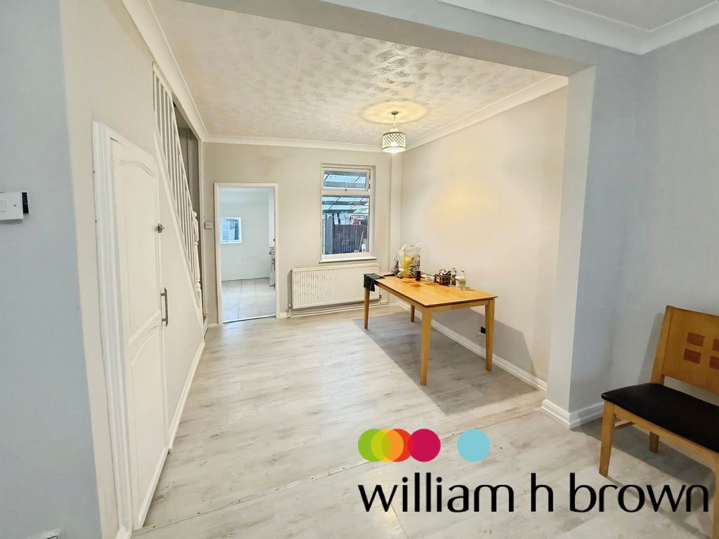 Property photo 2 of 6 Living Room