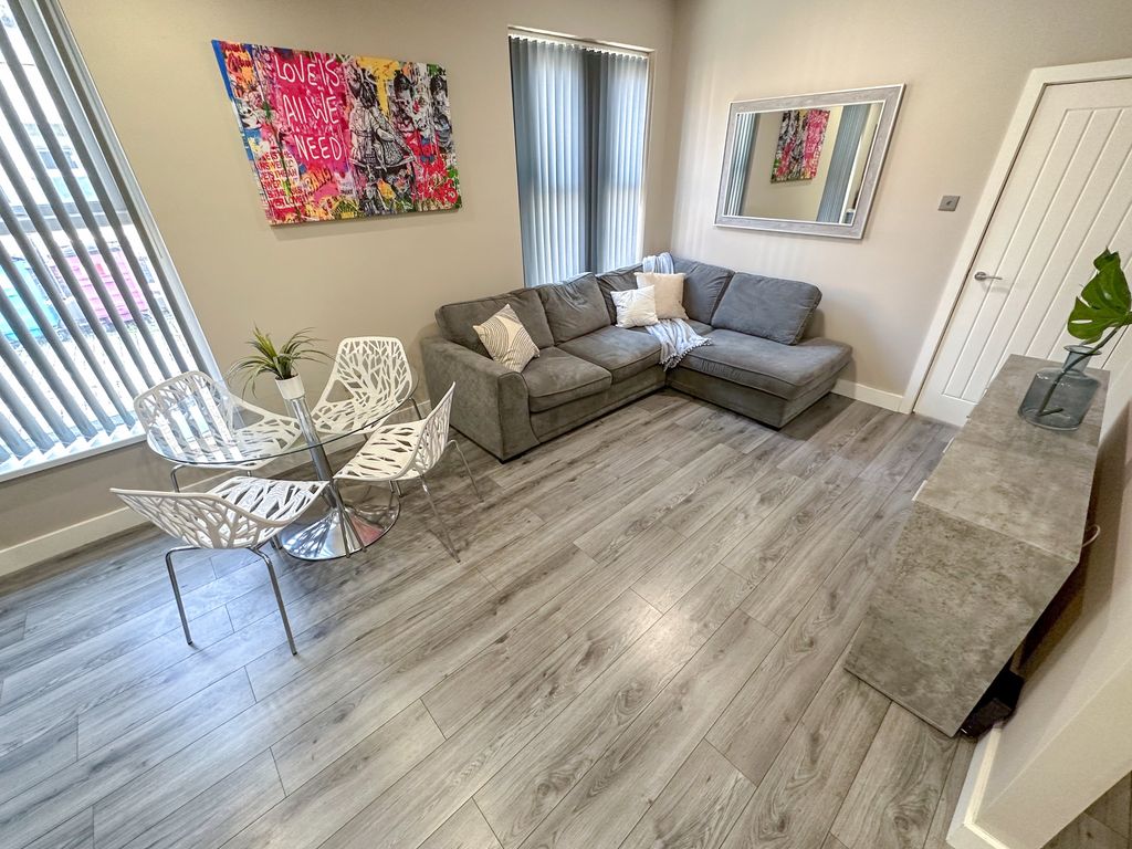 Property photo 3 of 10 Img_5230