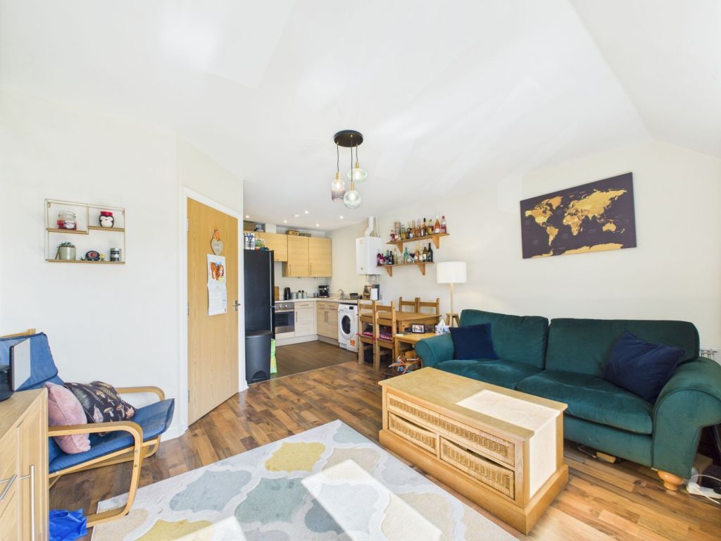 Property photo 3 of 12