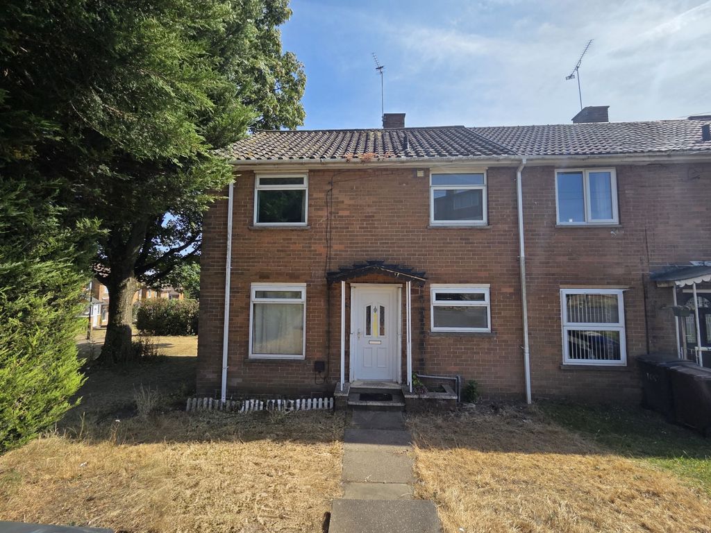 Property photo 1 of 11 Front External