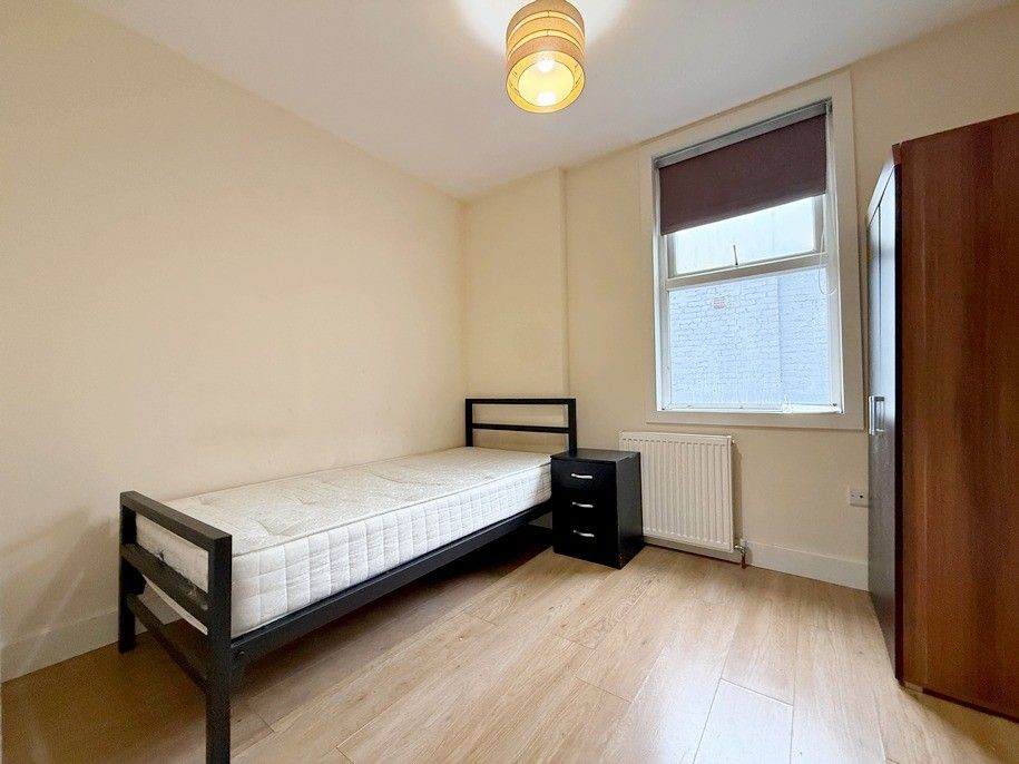 Property photo 2 of 6 Gallery