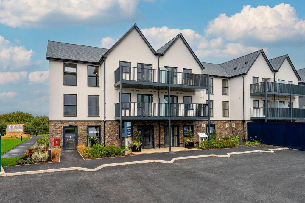 Property photo 1 of 8 Picture No. 08