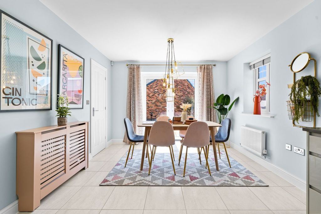 Property photo 3 of 26