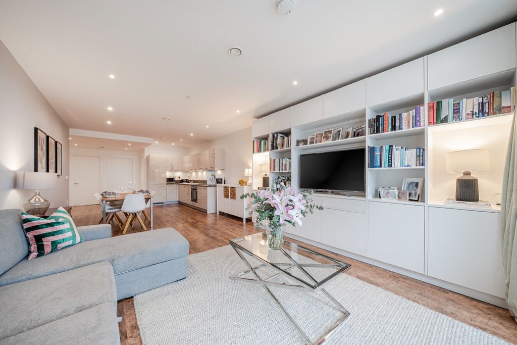 Property photo 2 of 14 Living Area.Jpg