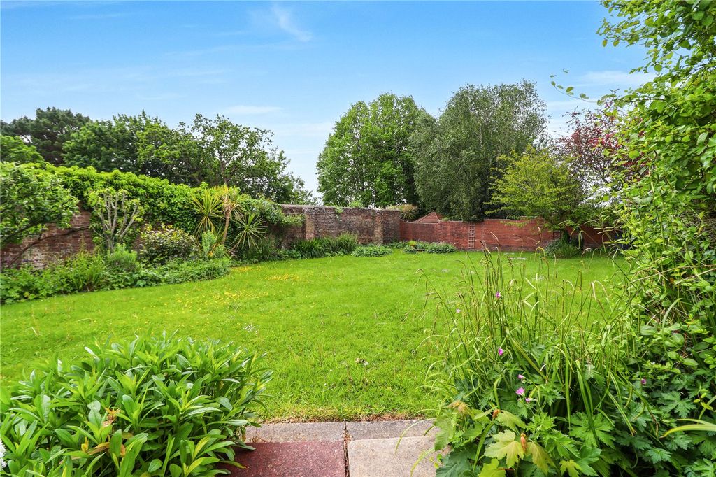 Property photo 3 of 22 Picture No. 62
