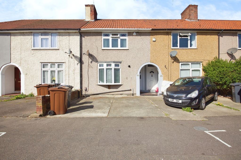 Property photo 1 of 11