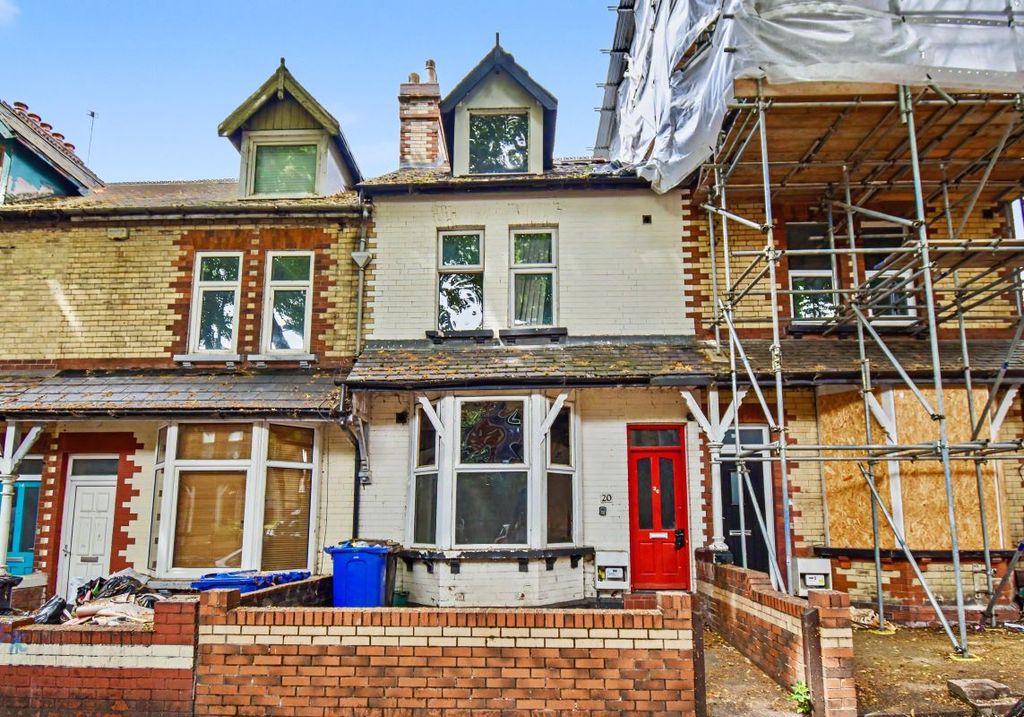 Property photo 1 of 13