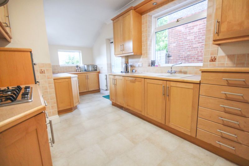 Property photo 2 of 17 Photo 9