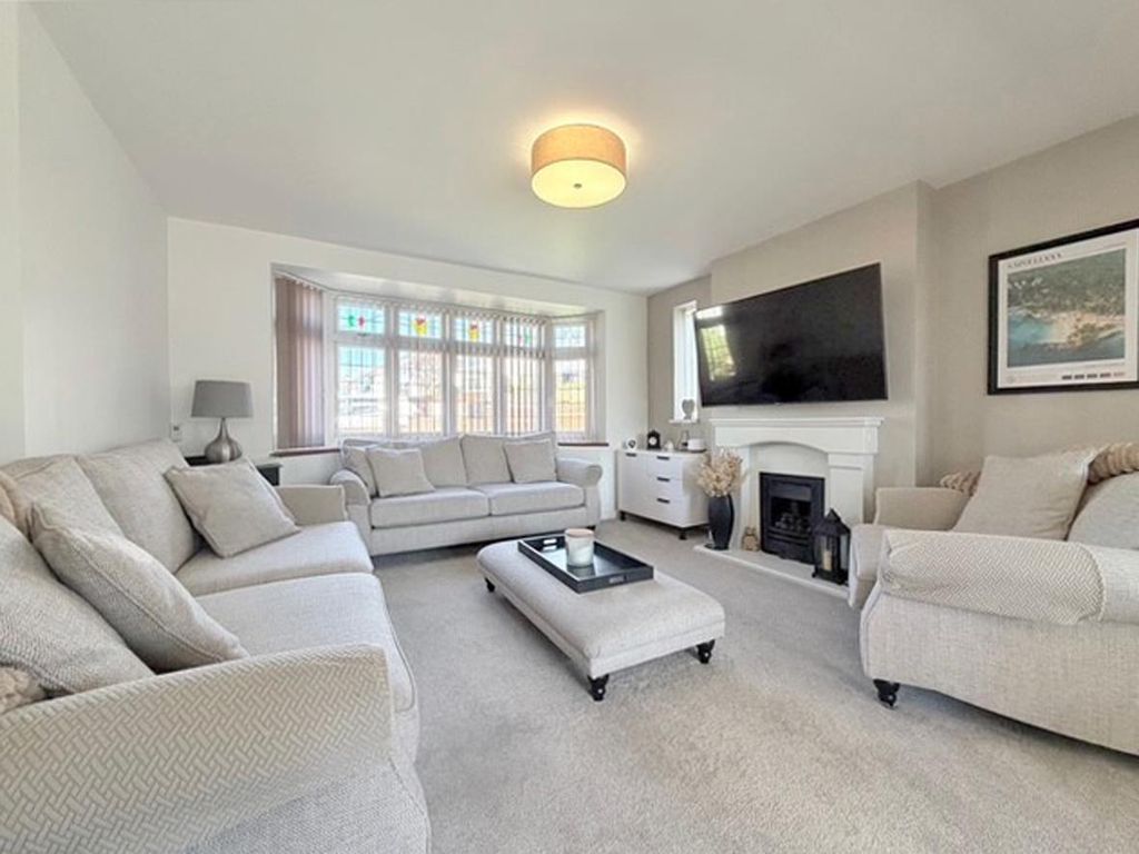 Property photo 2 of 18 Bowers Drive 1 - Living Room.Jpg