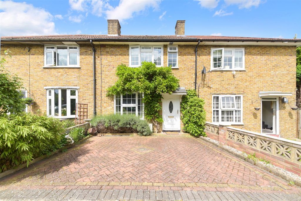 Property photo 1 of 12 Combermere Road (12).Jpg