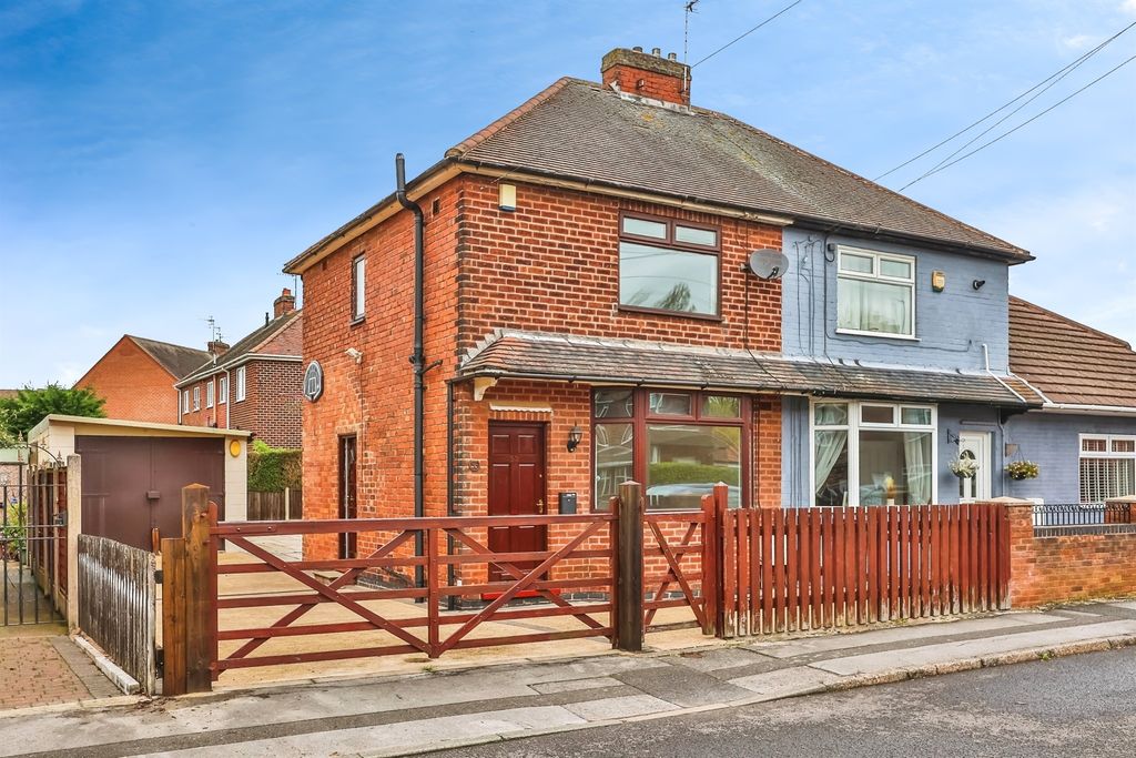 Property photo 1 of 17