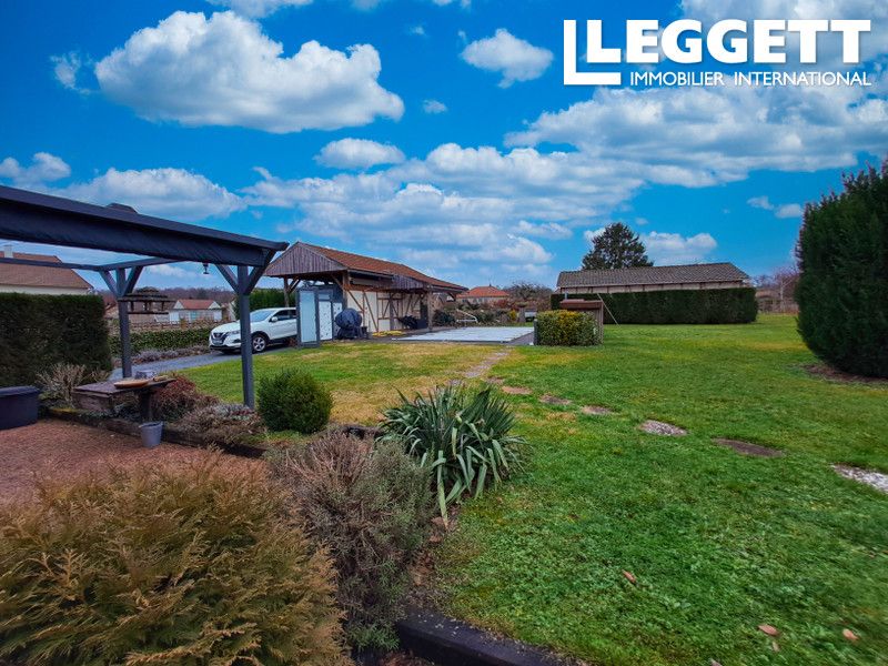 Property photo 3 of 10