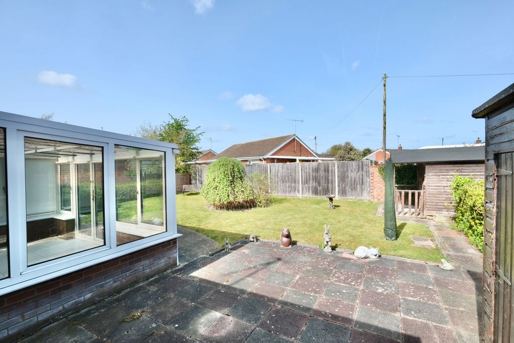 Property photo 3 of 12