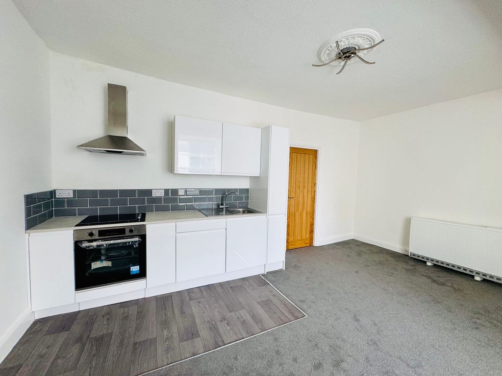 Property photo 3 of 7 Img_0737