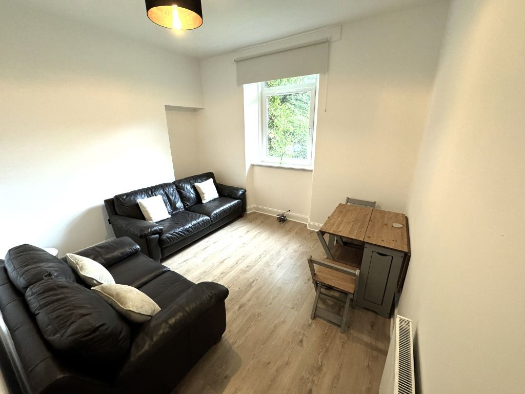 Property photo 2 of 7 Photo 2