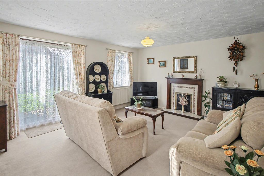 Property photo 2 of 23 Img_4786.Jpg