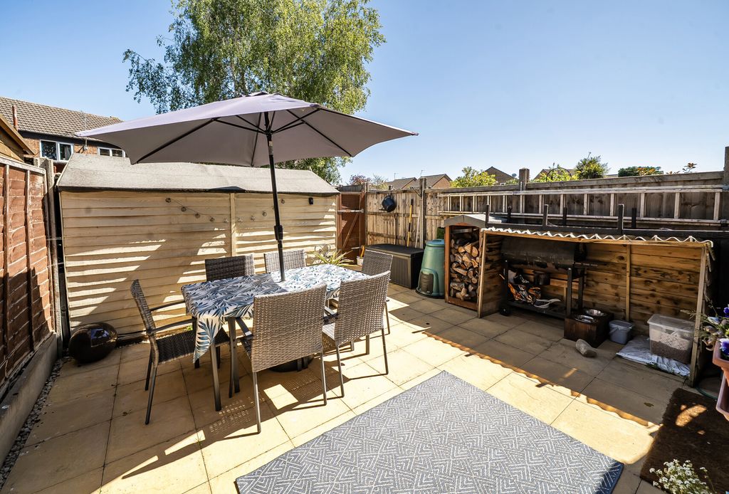 Property photo 2 of 11 1453150-17-69F38B...