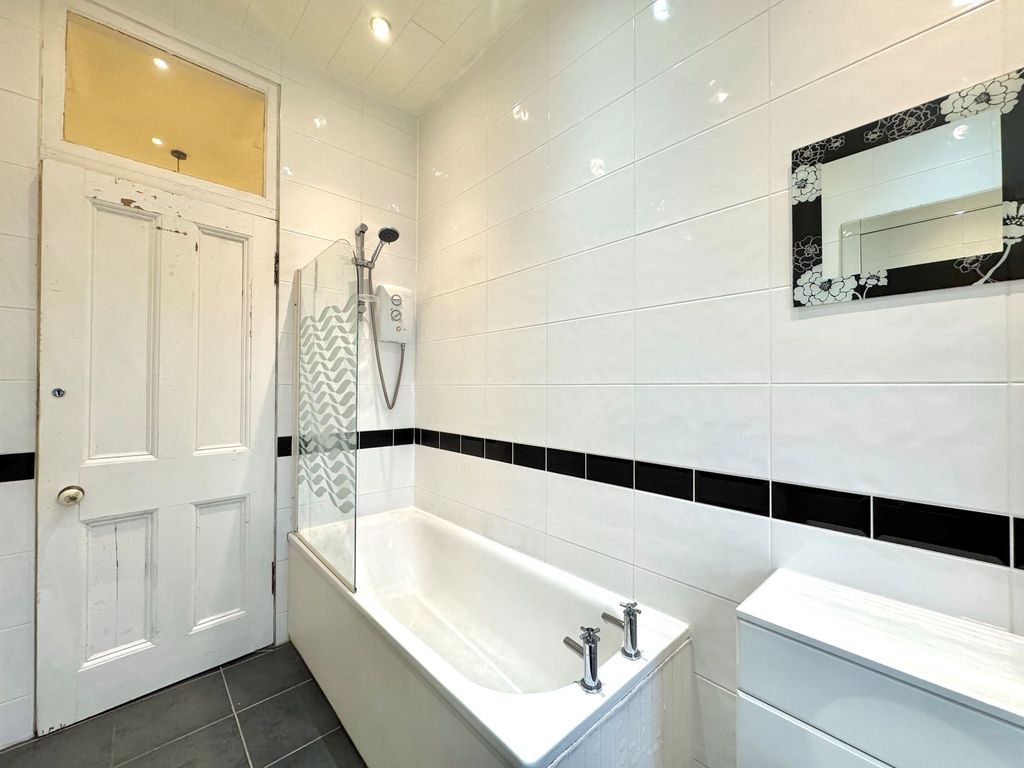 Additional image 14 of 3 bed flat for sale51 Dalblair Road, Ayr KA7