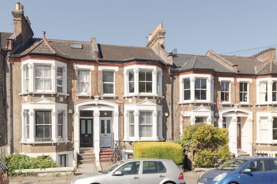 Property photo 1 of 27