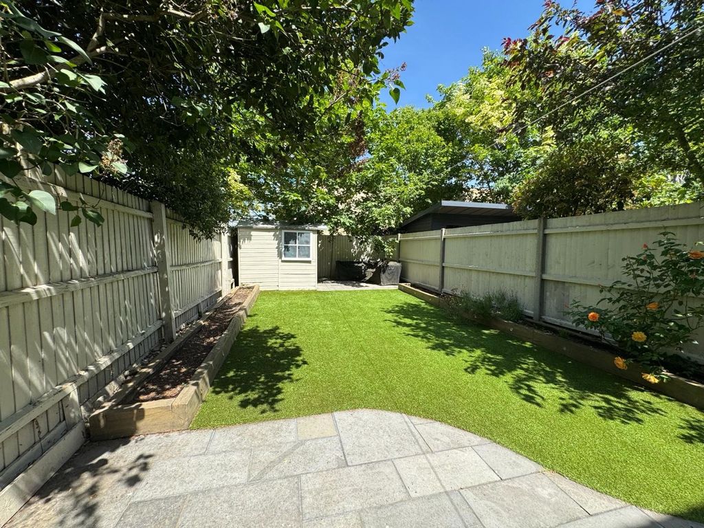 Property photo 2 of 16