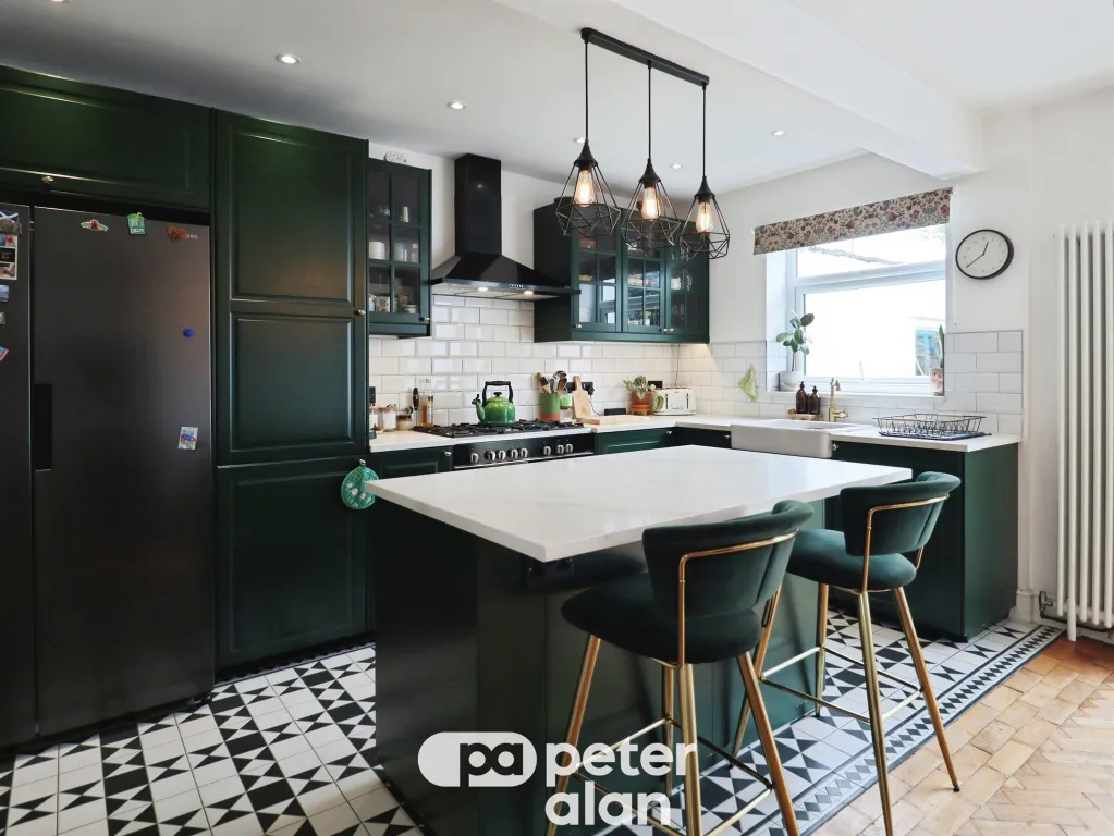 Manor Way, Cardiff CF14 - View 6