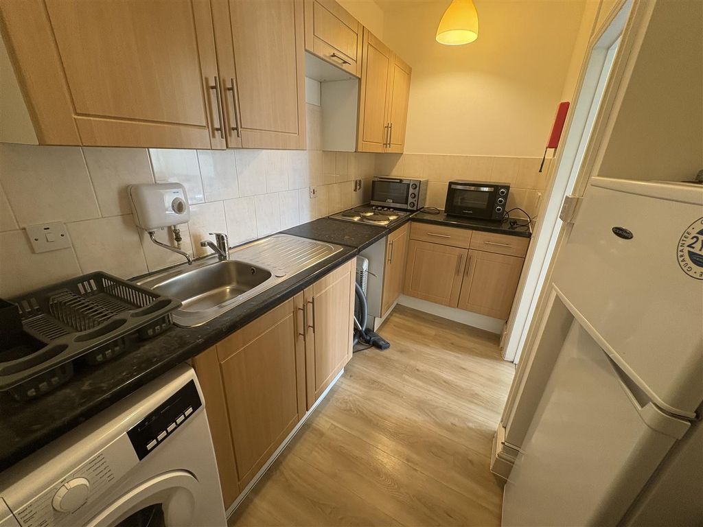Property photo 3 of 6 Img_0805.Jpg