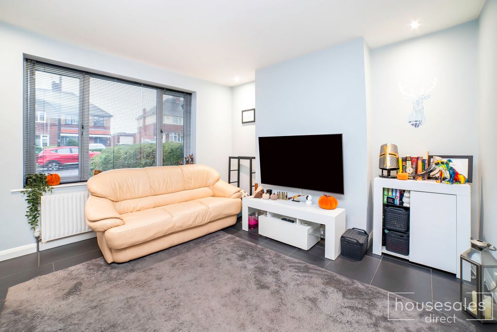 Property photo 3 of 18