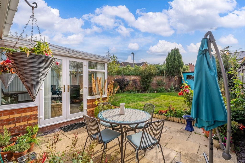 Property photo 2 of 37 Picture No. 58