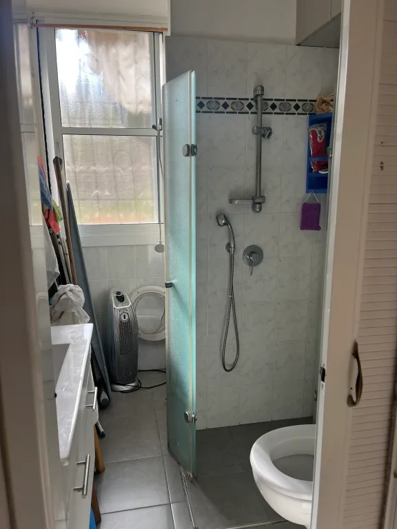 Property photo 1 of 4