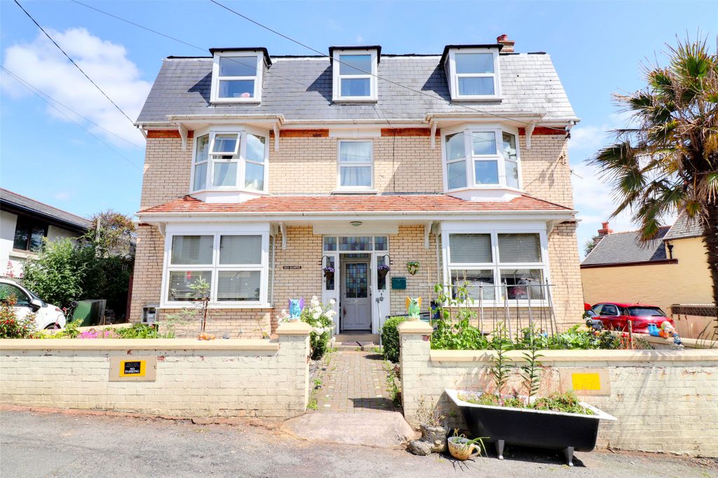 Property photo 2 of 19 2 - Picture No. 25