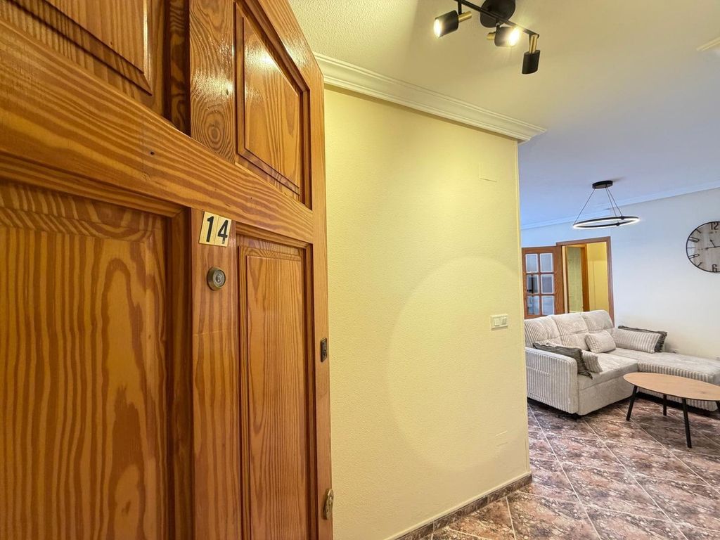 Property photo 2 of 50