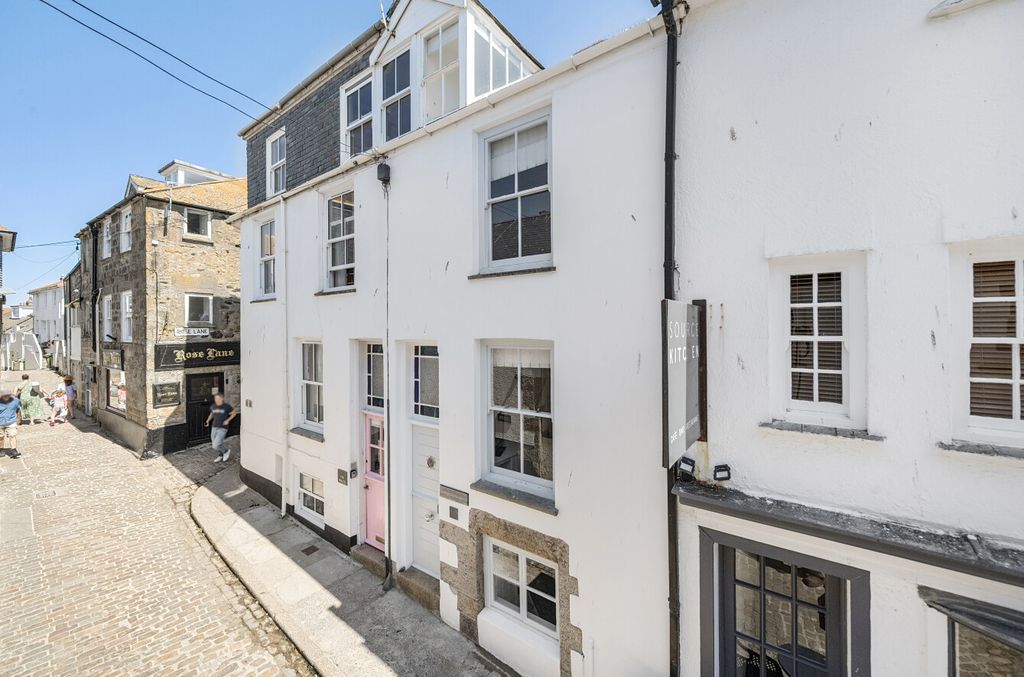 Property photo 3 of 20 1320291-1-6870Eed...