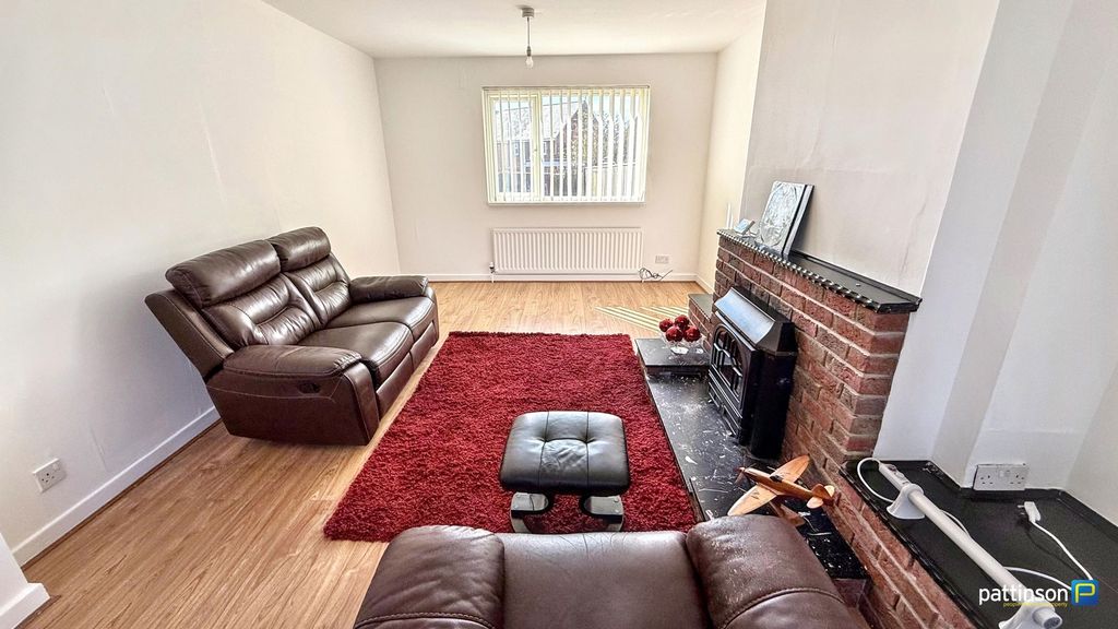 Property photo 3 of 22